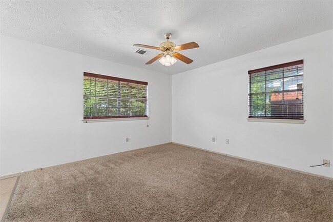 Building Photo - 1209 NW 103rd St