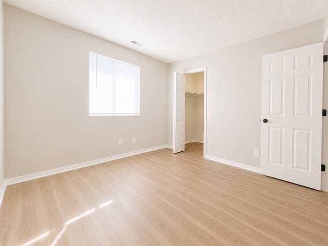 Building Photo - 1835 Zebulon Dr