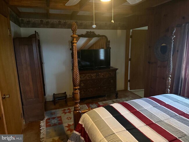 Building Photo - 7246 Sperryville Pike