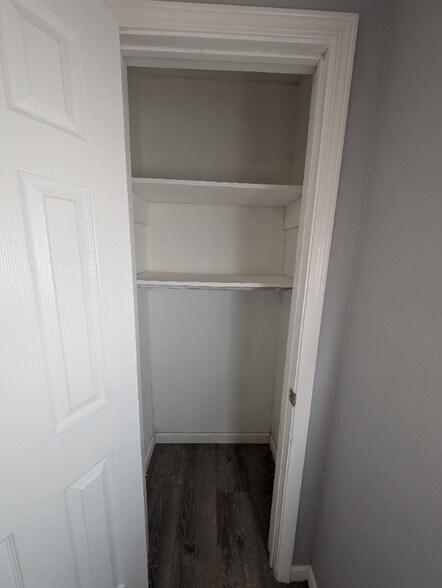 Building Photo - 1303 Colby Ave