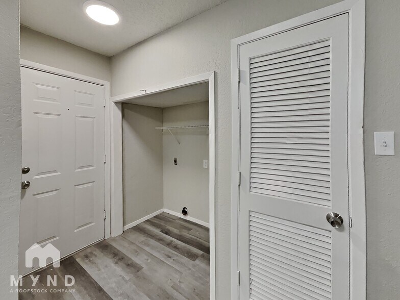 Building Photo - 3226 63rd St