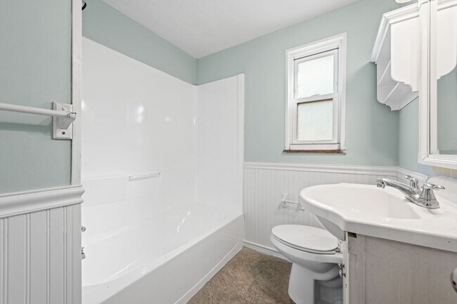 Building Photo - 21000 Priday Ave