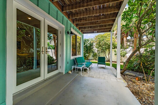 Building Photo - 3463 Canal Ct