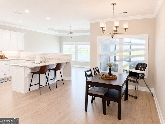 Building Photo - 235 The Villas Wy