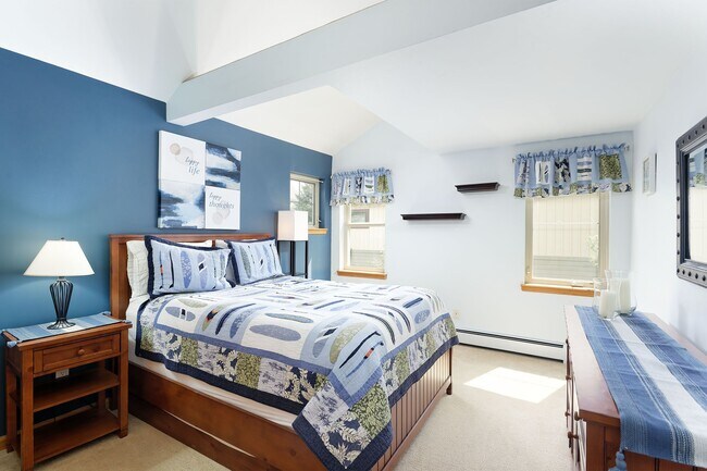 Building Photo - 408 Meadow Ct