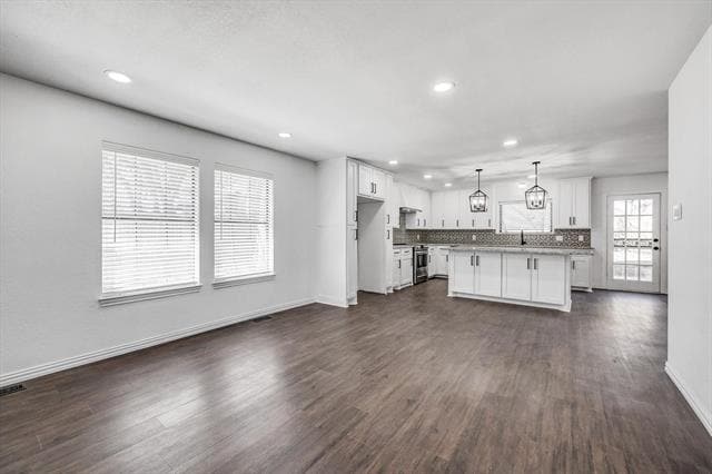 Building Photo - 200 Eagle Ct