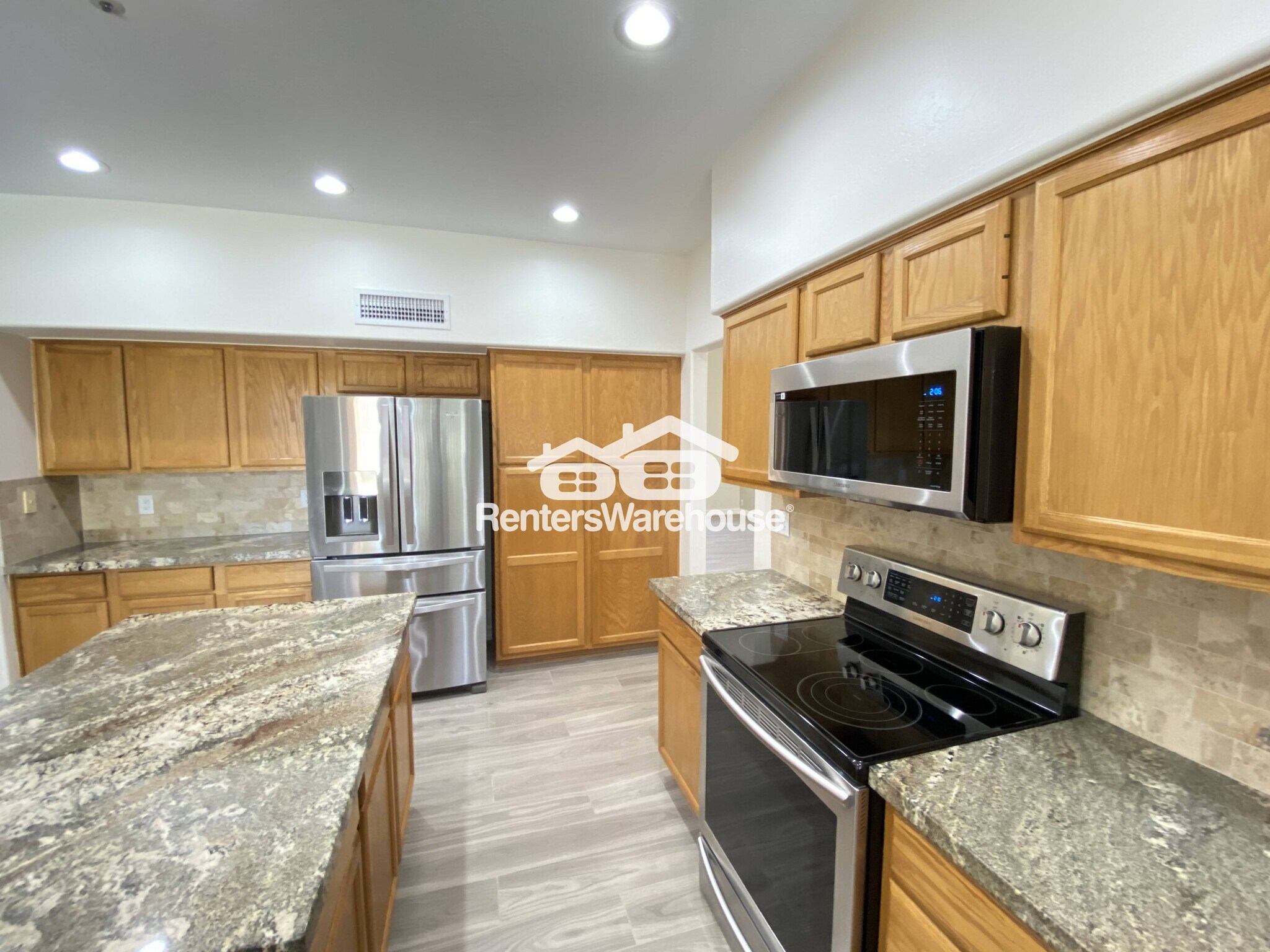 Building Photo - 9121 E Nittany Dr