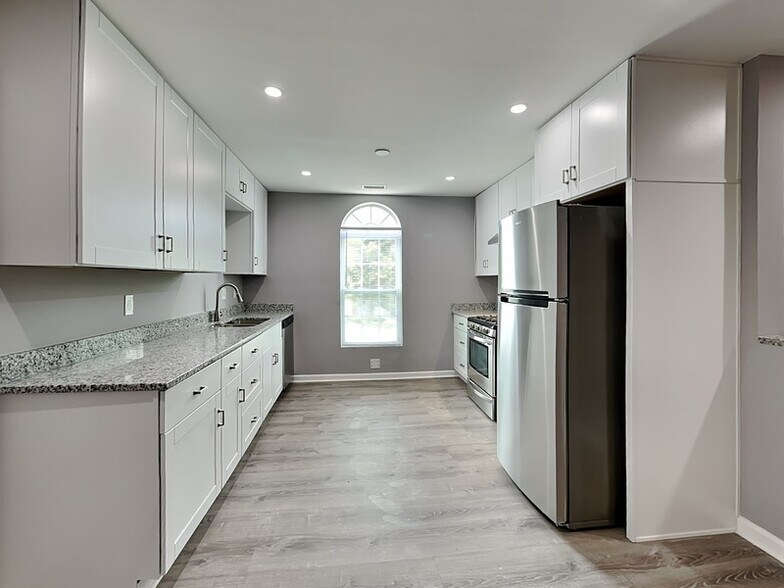 Building Photo - 447 Bald Eagle Way