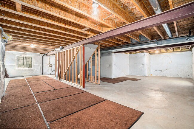Building Photo - Recently Updated 3Bd 2bath Ranch