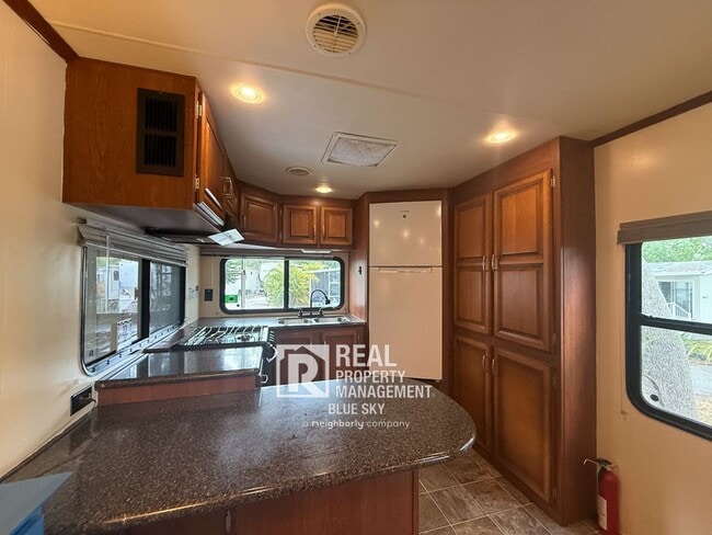 Building Photo - 12870 US-92