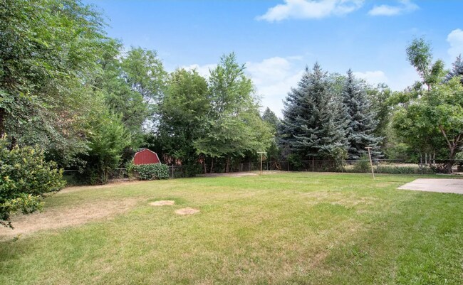 Building Photo - 1920 Springfield Dr