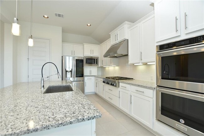 Building Photo - 413 Maialina Cove