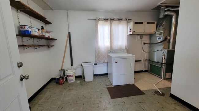 Building Photo - 4204 Beauty Ln