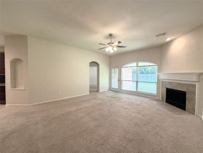 Building Photo - 21411 Venture Park Dr