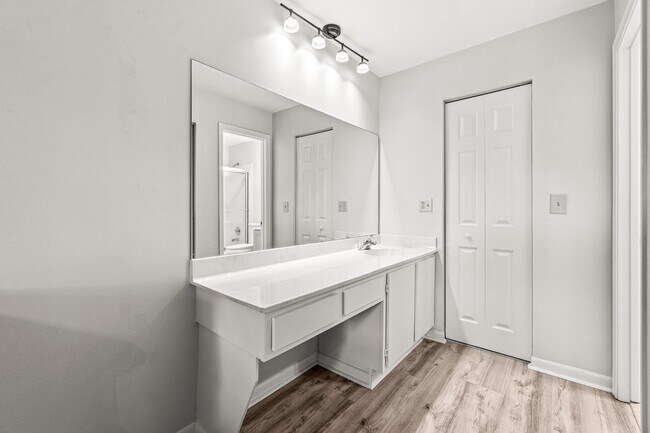 Building Photo - 5074 Privet Pl