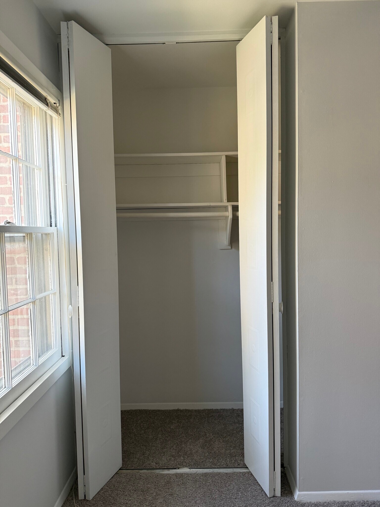 Bedroom closet - 4 Doncaster Ct