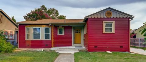 Primary Photo - 2040 W Mistletoe Ave