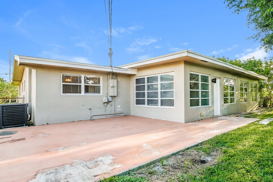 Building Photo - 7891 NW 14th St