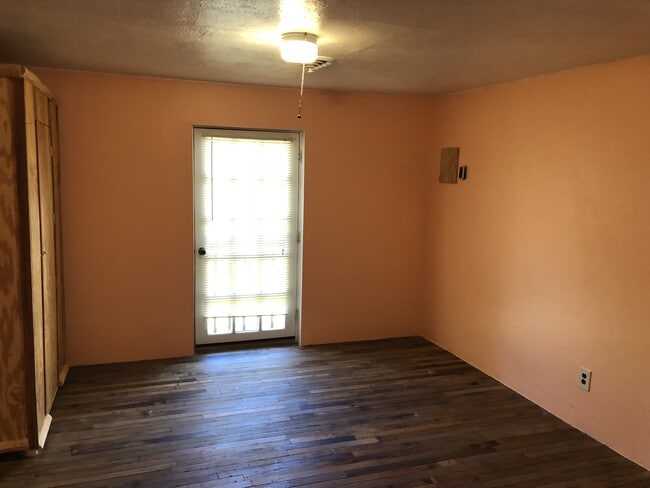 Building Photo - 112 Cervantes St