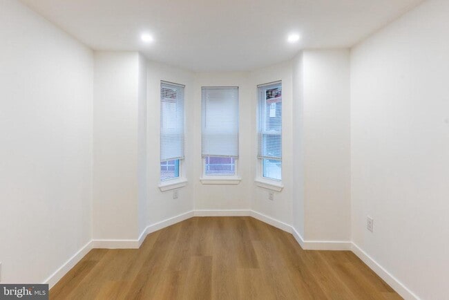 Building Photo - 3631 Warren St