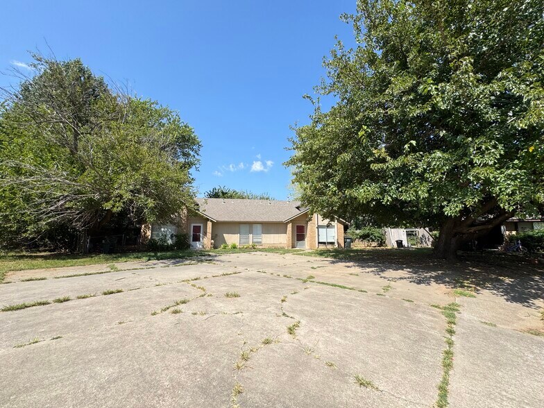 Building Photo - 4244 Wembleton Cir
