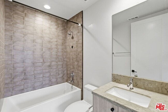 Building Photo - 1605 Arla Way