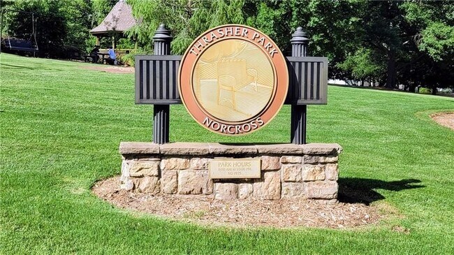 Building Photo - 2835 Olde Town Park Dr