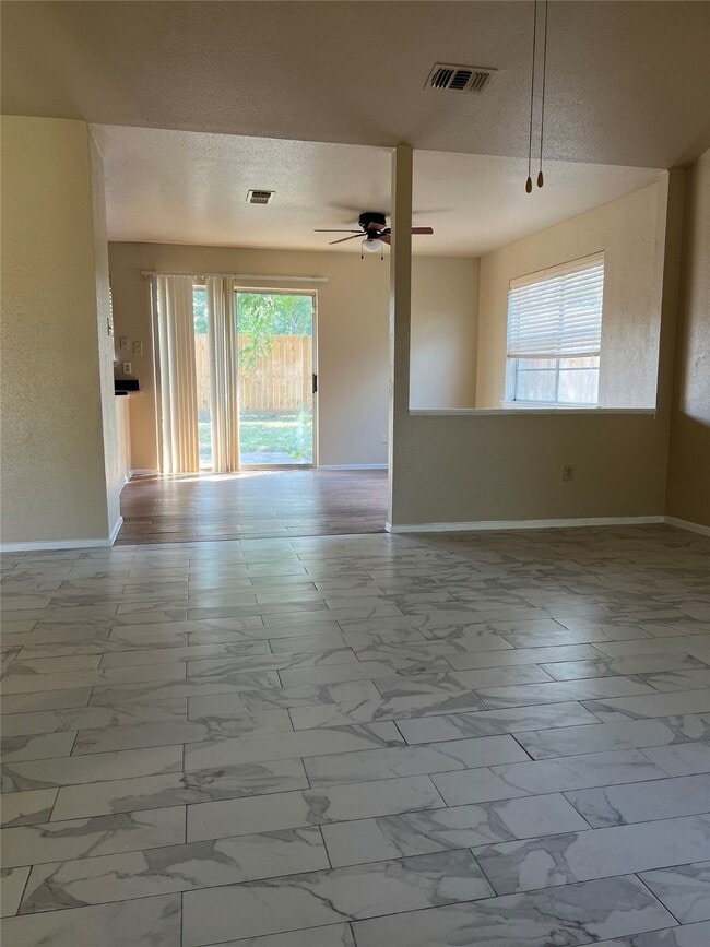 Building Photo - 2503 Ravenwind Rd