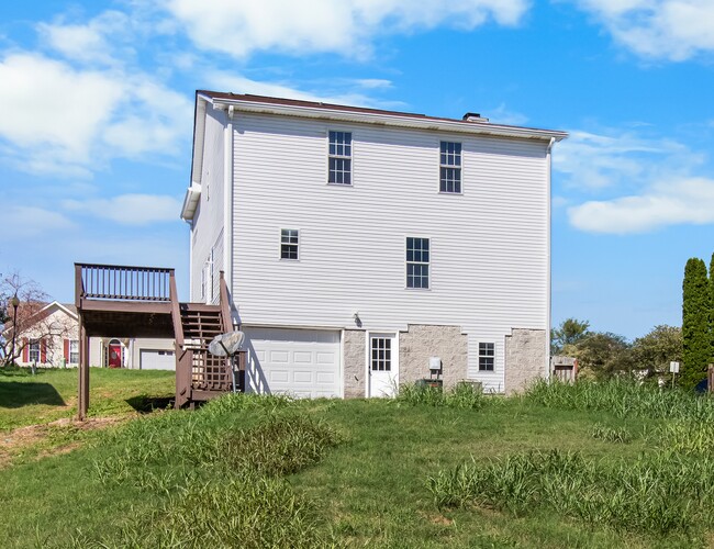 Building Photo - 1928 Whirlaway Cir