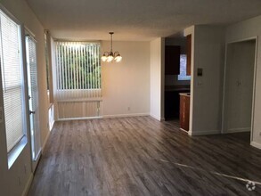 Building Photo - 4248 Whitsett Ave