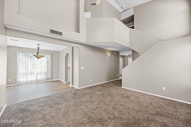 Building Photo - 3719 E Inverness Ave