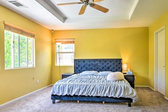 Building Photo - 26338 Oakdale Canyon Ln