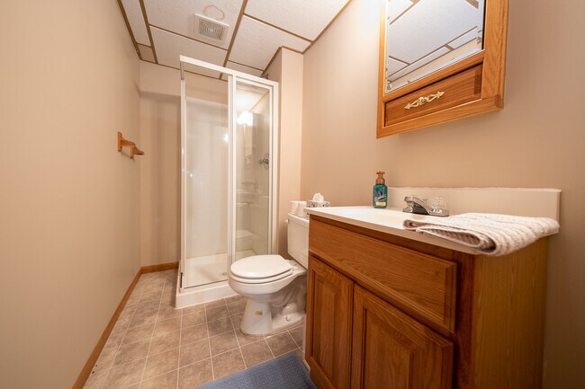 Building Photo - 17473 Hayes Ave