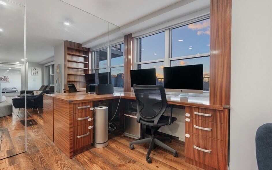 Building Photo - 151 Tremont St