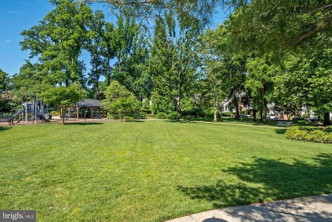 Building Photo - 6719 Baron Rd