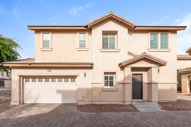 Building Photo - 1230 Maple Pines Ave