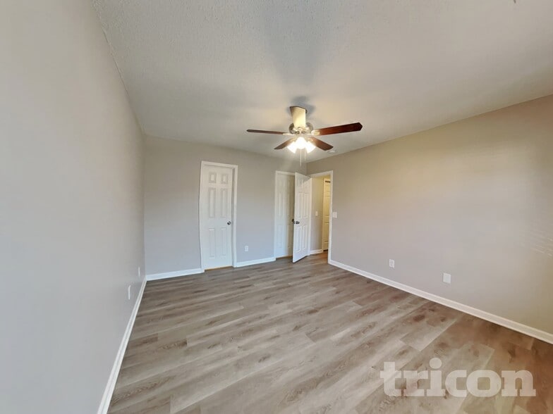 Building Photo - 1377 Still Point Ct