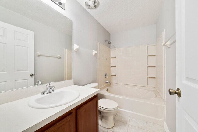 Building Photo - 266 Chadworth Dr