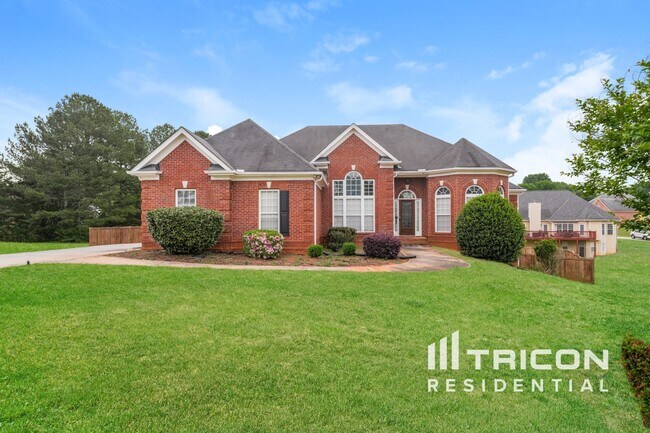 Primary Photo - 2564 Oak Creek Ln