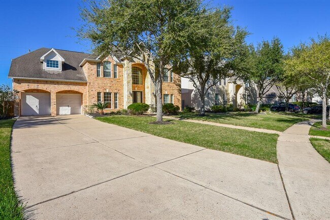 Building Photo - 3830 Parkside Dr