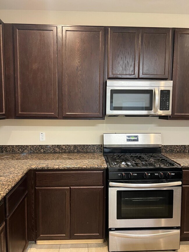Building Photo - 3207 Simmental Dr