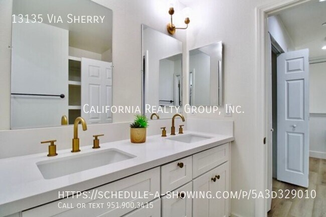 Building Photo - 13135 Via Sherry