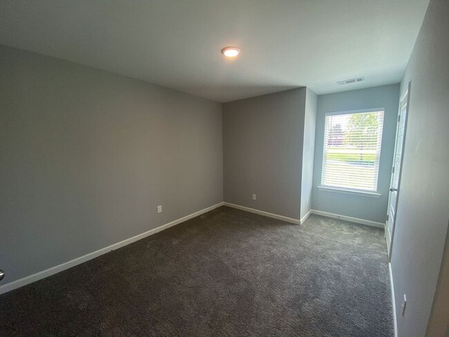 Building Photo - 4 bed, 2.5 bath home built in 2022 in Atoka