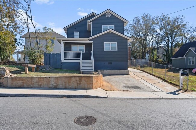 Primary Photo - 159 Walnut St NW