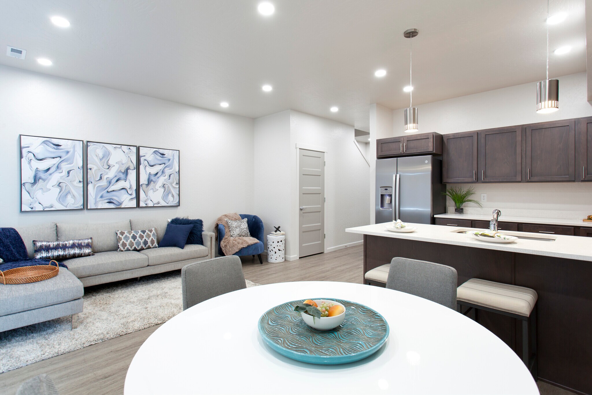 Building Photo - 42 Lopseed Ln