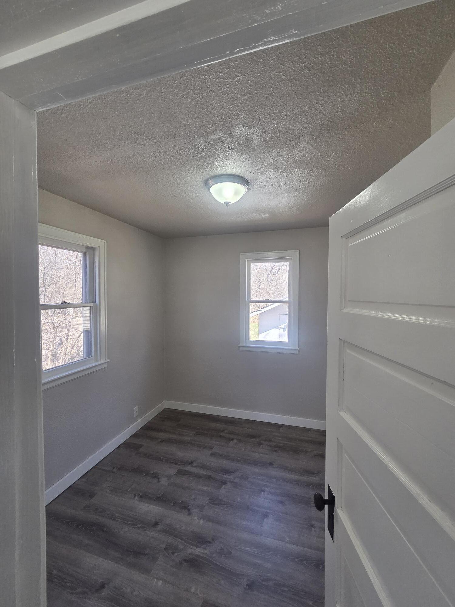 Building Photo - 290 Lyon St