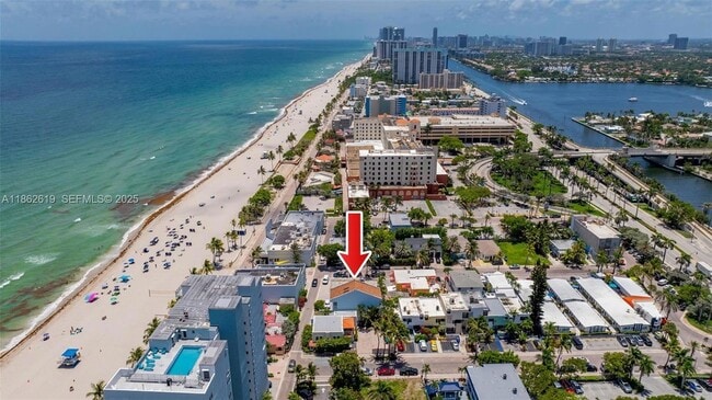 Building Photo - 311 N Surf Rd