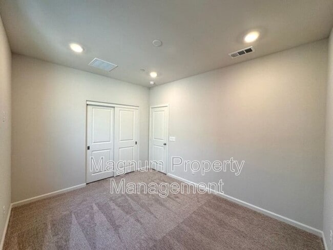 Building Photo - 25147 Hunter Ave