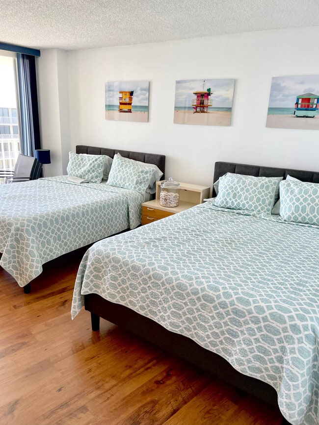 Building Photo - 3360 S Ocean Blvd