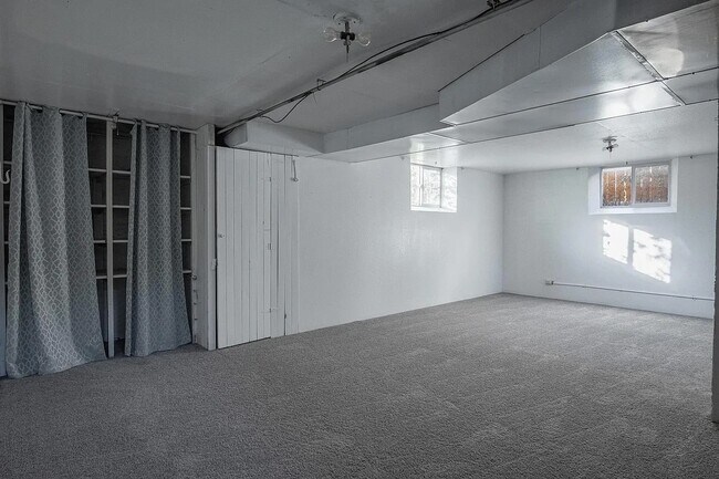 Building Photo - Charming Platt Park Home!